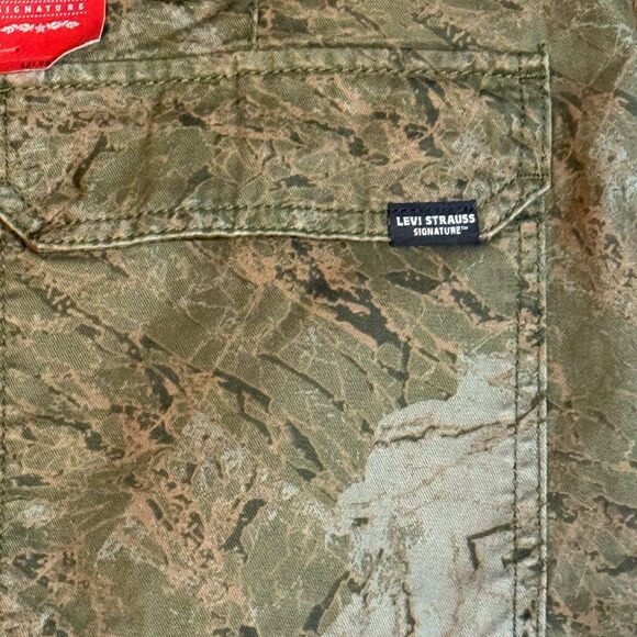 Levi Strauss Signature Men’s Shorts Camouflage Size 42 Cargo Shorts New - Picture 8 of 8